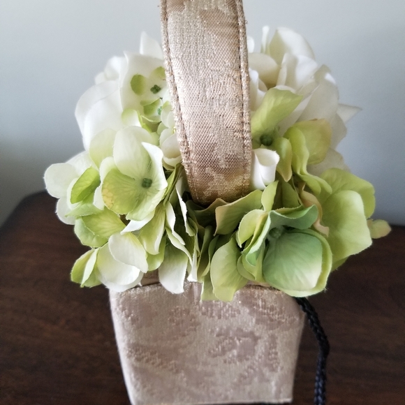 Moo Roo Handmade Purse - Picture 1 of 8